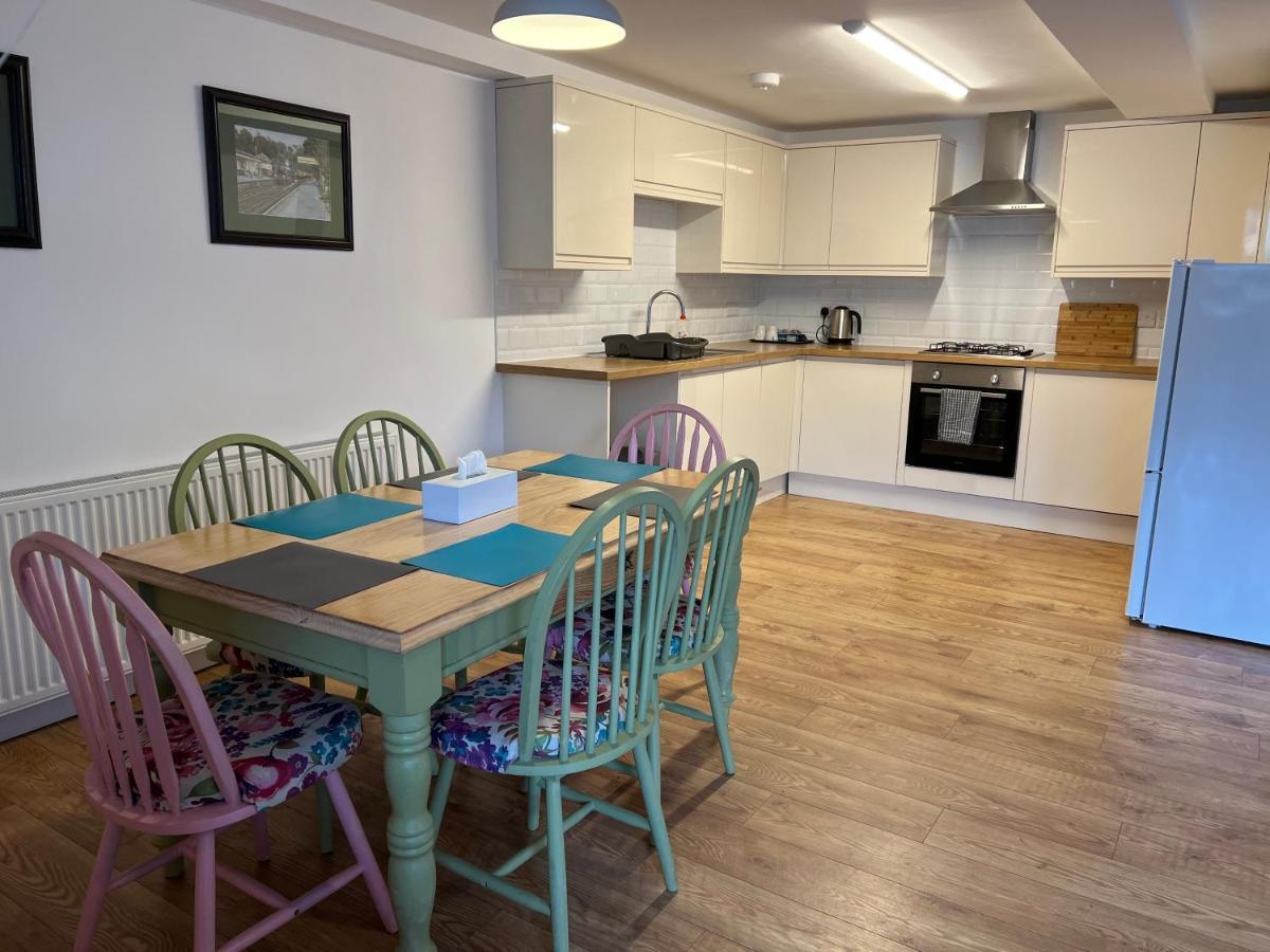 Beautiful Apartment,No 1, With Parking إلفراكومبْ المظهر الخارجي الصورة